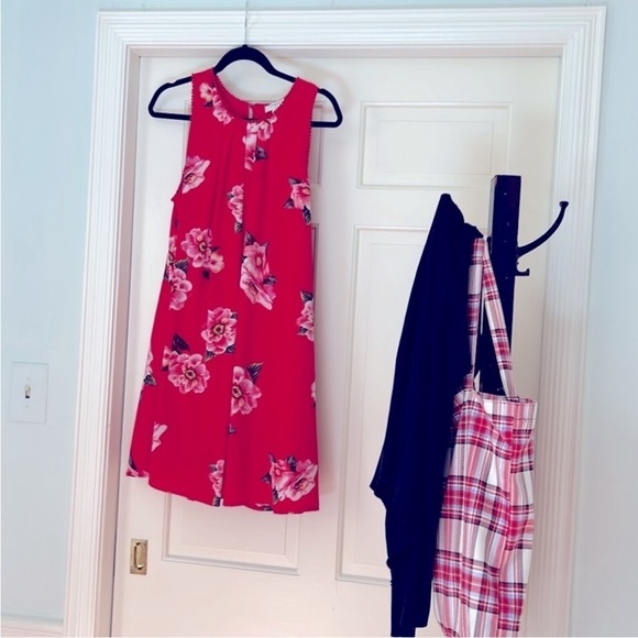 Floral Red Pink Swing Dress Size Medium - Picture 7 of 9